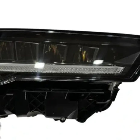 LAMBORGHINI URUS HEADLIGHT RH LAMP