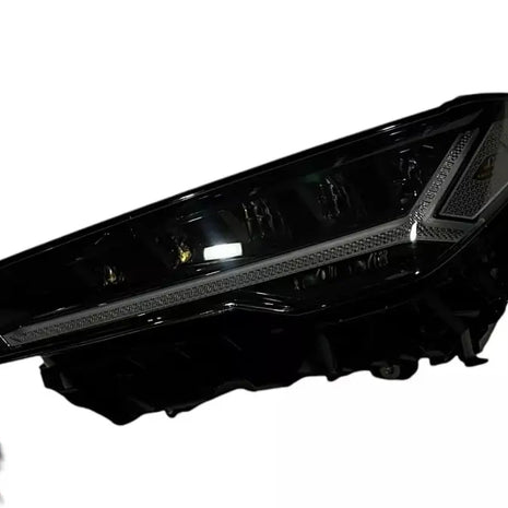 LAMBORGHINI URUS LEFT HEADLIGHT