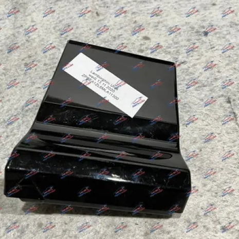 LAMBORGHINI URUS LINING FOR FENDER RH OEM