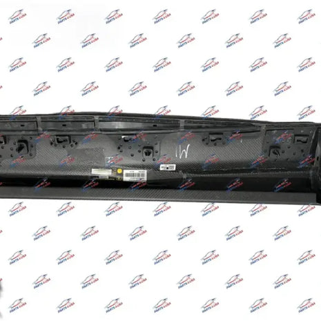 LAMBORGHINI URUS NEW RH CARBON REAR DOOR COVER