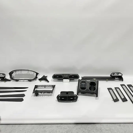 LAMBORGHINI URUS OEM CARBON PARTS