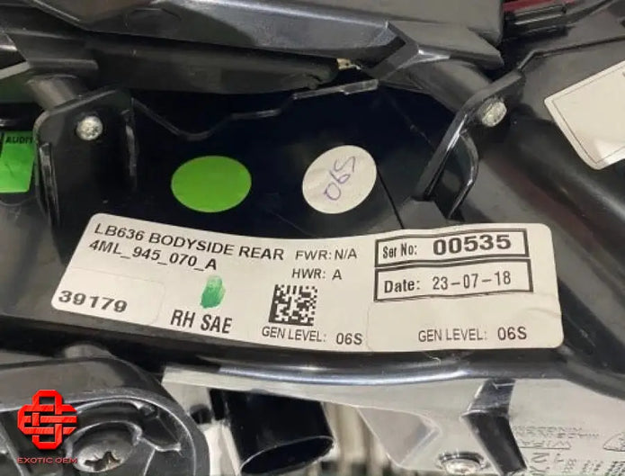 LAMBORGHINI URUS REAR LAMP R