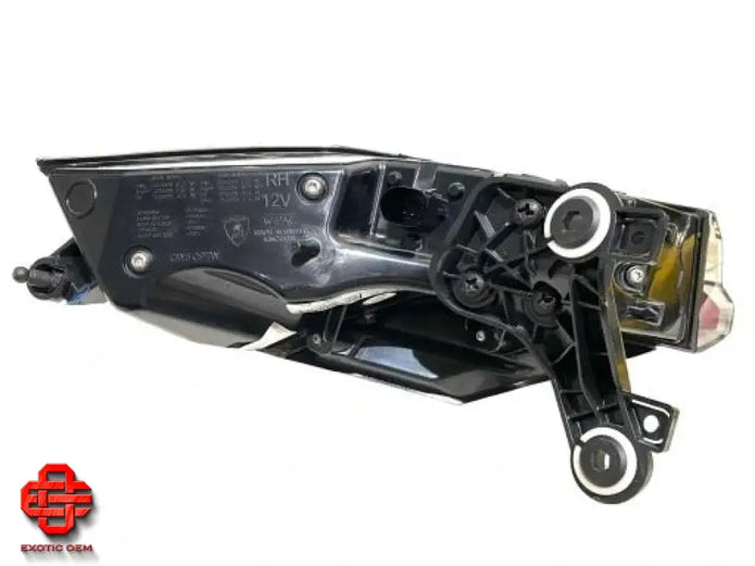 LAMBORGHINI URUS REAR LAMP R