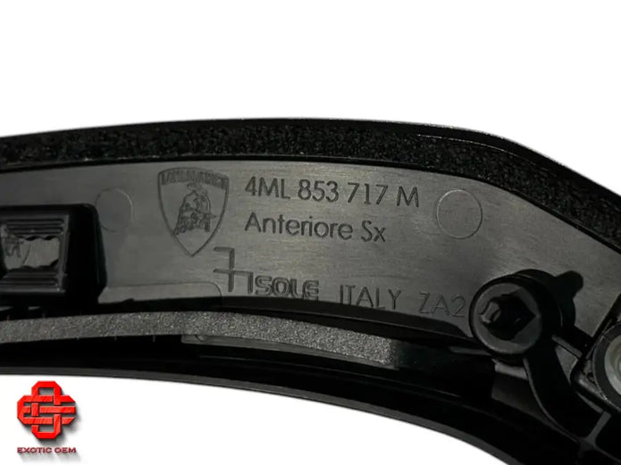 LAMBORGHINI URUS S WHEEL ARCH COVER TRIM LH