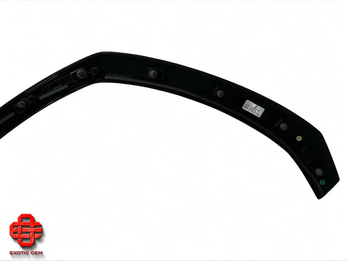 LAMBORGHINI URUS S WHEEL ARCH COVER TRIM RH