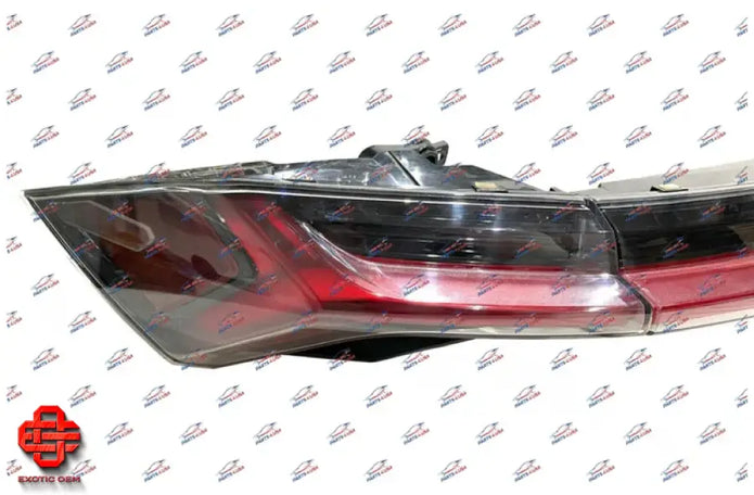 LAMBORGHINI URUS TAILLIGHT LEFT USA VERSION