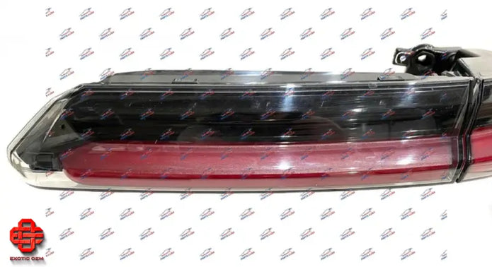LAMBORGHINI URUS TAILLIGHT RIGHT USA VERSION