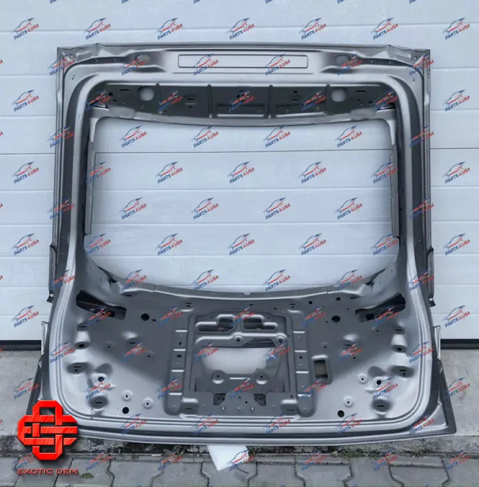 LAMBORGHINI URUS TRUNK LID COVER TRUNK LID