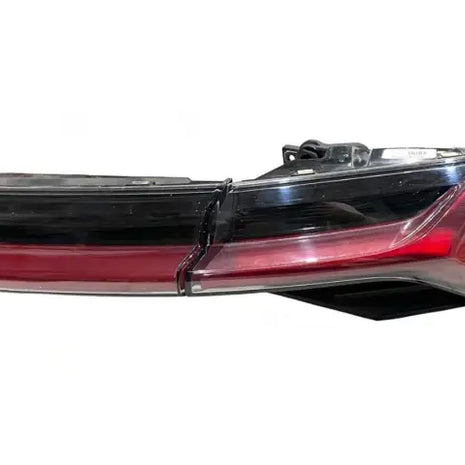 LAMBORGHINI URUS USA REAR RIGHT LIGHT