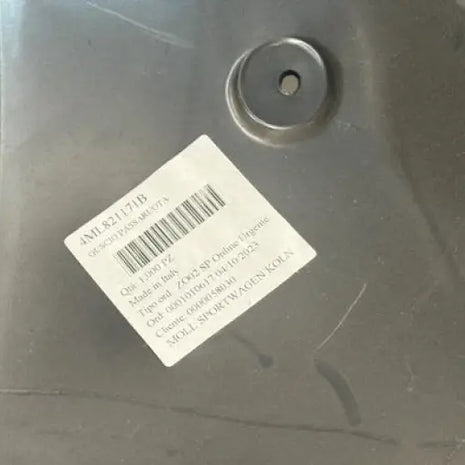 LAMBORGHINI URUS WHEEL HOUSING LH FRONT,