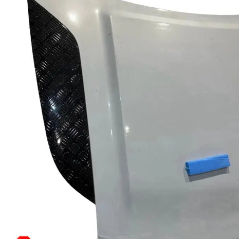 LAND ROVER DEFENDER FRONT BONNET