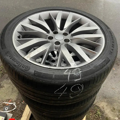 LAND ROVER WHEEL AND TYRE SET -2