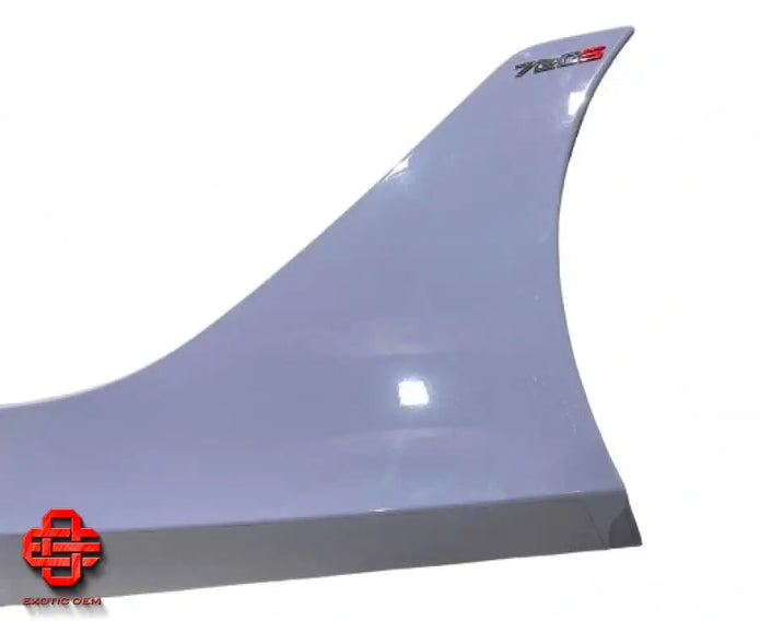 MCLAREN 720S RIGHT DOOR SILL TRIM