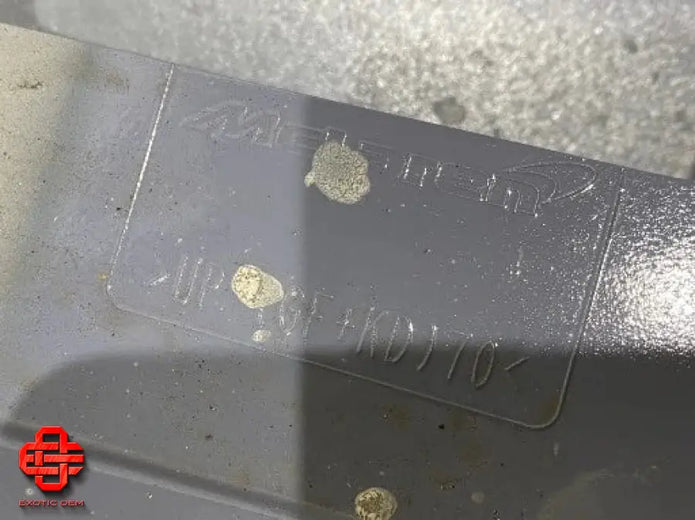 MCLAREN 720S RIGHT DOOR SILL TRIM