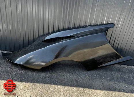 MCLAREN GT REAR RIGHT FENDER QUARTER PANEL