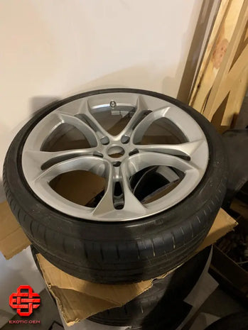MCLAREN WHEEL AND TYRE SET