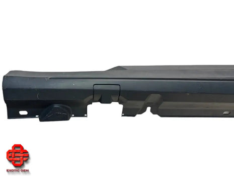 MERCEDES C SIDE SKIRT TRIM