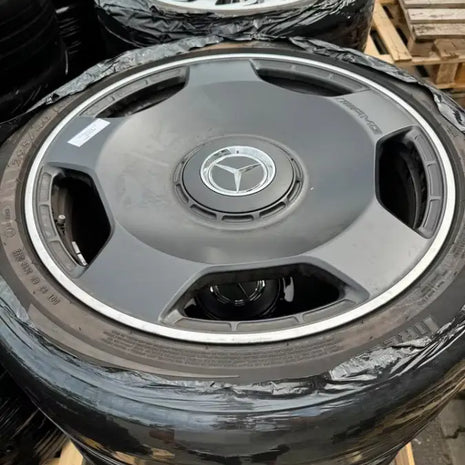 MERCEDES G63 AMG 2024 - COMPLETE WHEELS 22 INCHES