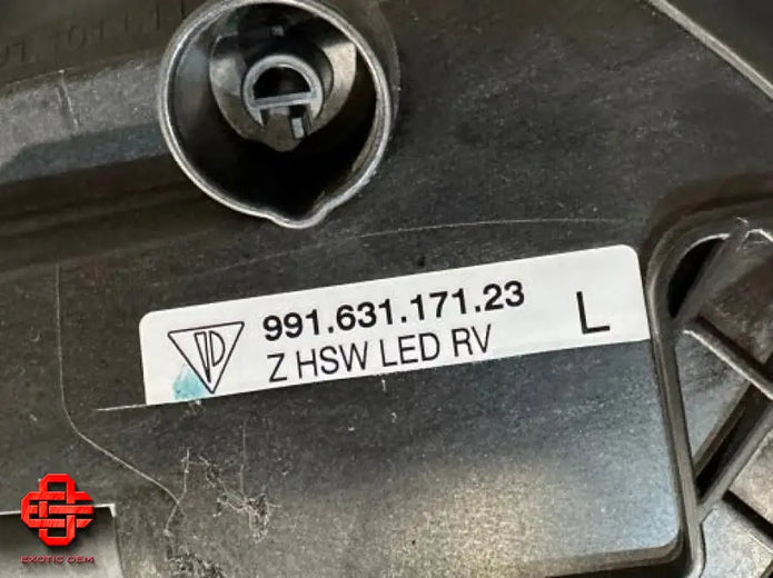 PORSCHE 991 FRONT LAMP