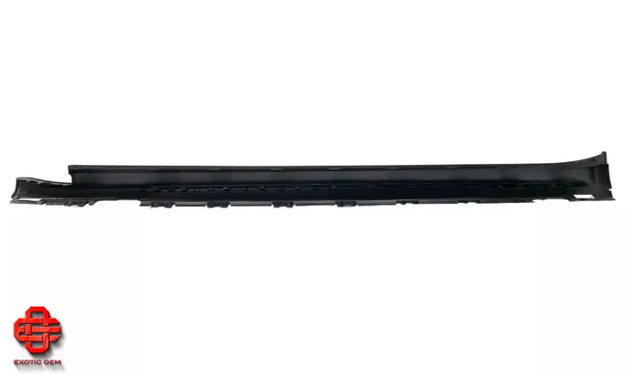 PORSCHE TAYCAN TURBO S CARBON SIDE SKIRT TRIM RH