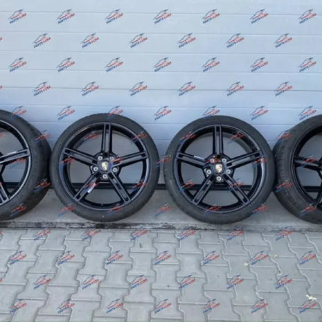 PORSCHE TAYCAN WHEELS AND TIRES SET