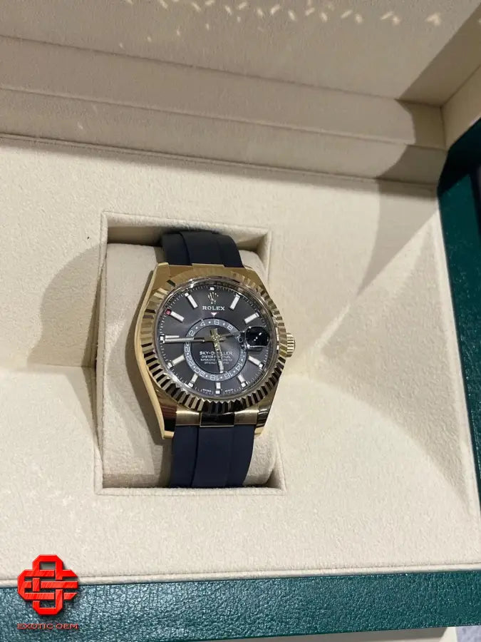 ROLEX SKY-DWELLER 42MM YELLOW GOLD OYSTERFLEX BLACK DIAL YELLOW GOLD