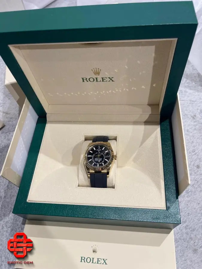 ROLEX SKY-DWELLER 42MM YELLOW GOLD OYSTERFLEX BLACK DIAL YELLOW GOLD