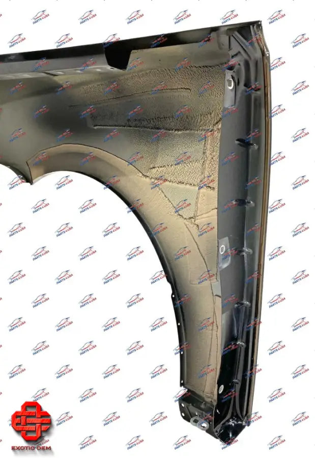ROLLS ROYCE CULLINAN FENDER RIGHT SIDE OEM