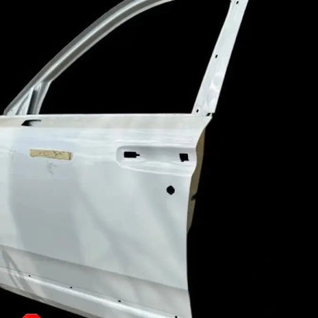 ROLLS ROYCE CULLINAN LEFT FRONT DOOR