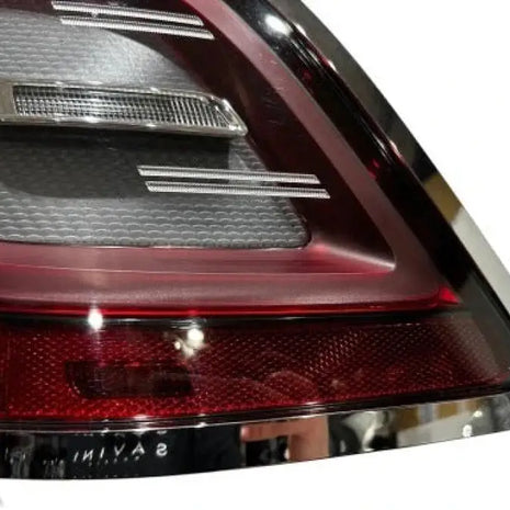 ROLLS ROYCE GHOST LEFT REAR LAMP