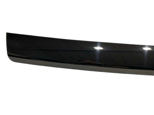 ROLLS ROYCE CULLINAN BUMPER STRIP