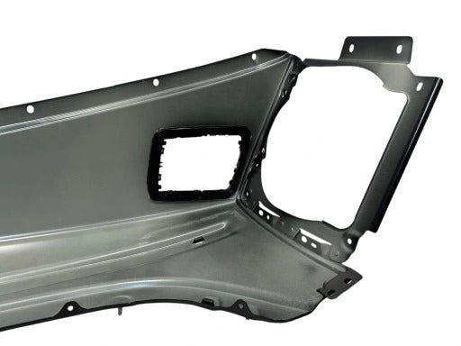 MERCEDES BENZ AMG G63 LEFT FRONT FENDER