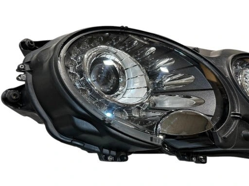 BENTLEY FLYING SPUR LAMP RH RHD DARK