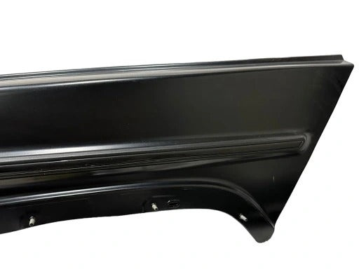 MERCEDES BENZ AMG G63 LEFT FRONT FENDER