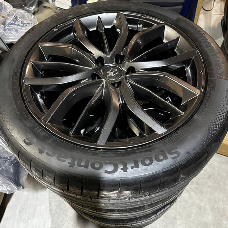 MASERATI LEVANTE WHEEL SET 20'